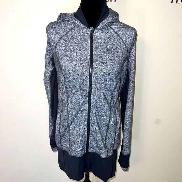 Lululemon Daily Practice Rio Mist Gray Black Zip Up Jacket - Womens size 10 - Picture 1 of 16